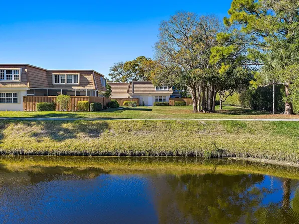 4270 Hazel Avenue #B, Palm Beach Gardens, FL 33410