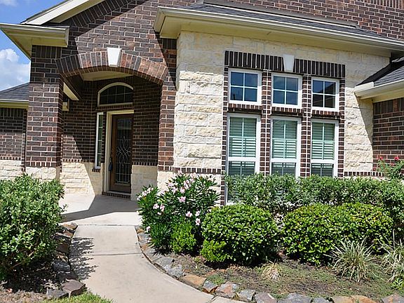 3rd image of 24626 Malca Manor Dr