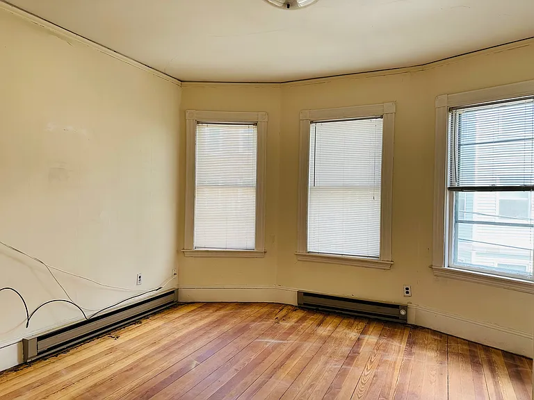 36 Jefferson St #3 — Photo 13