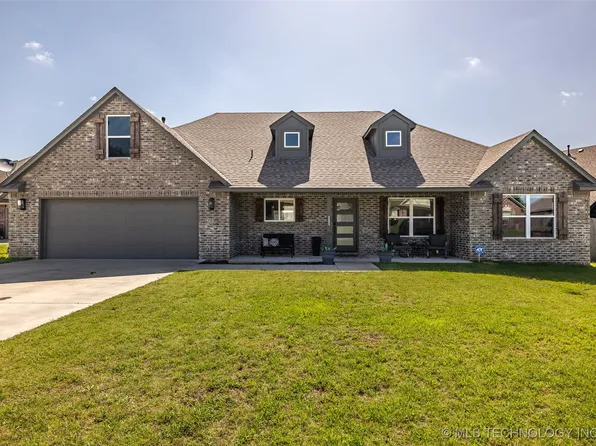 25133 Shade Tree Pl, Claremore, OK 74019