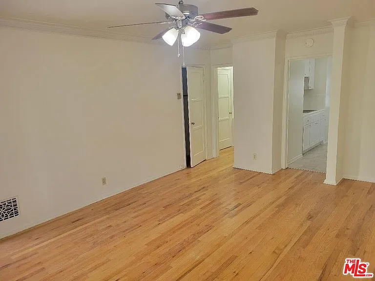 8551 Holloway Dr #8553-1 — Photo 12