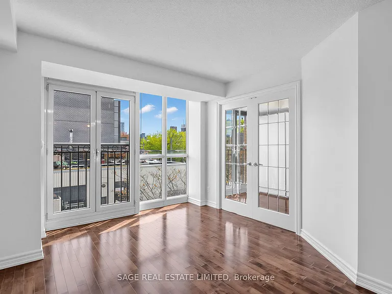 308 Palmerston Ave #315 — Photo 17