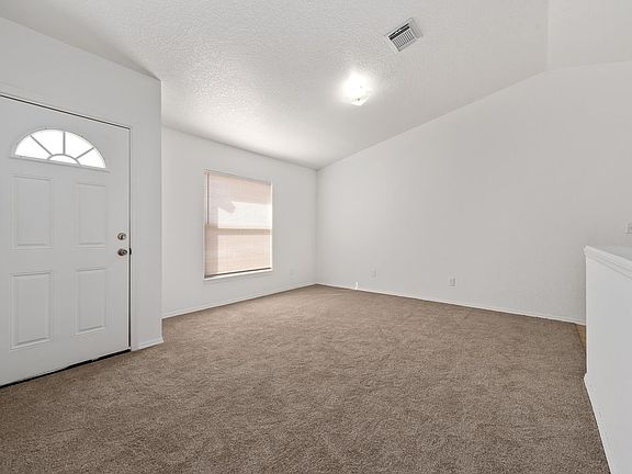 4th image of 1 Tanager Ct