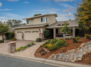 5207 Ravine View Ln, Fair Oaks, CA 95628