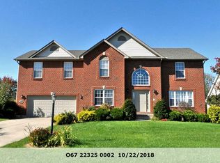 8891 Winston Farm Ln, Centerville, OH 45458