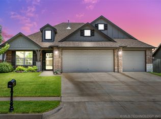 7413 S Hemlock Ave, Broken Arrow, OK 74011
