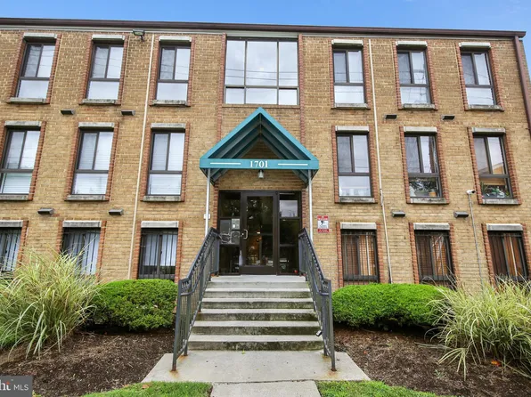 1625 Gainesville St SE APT 202, Washington, DC 20020
