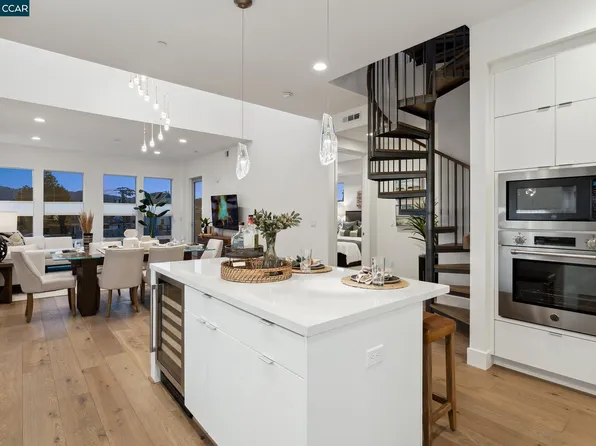 1954 Trinity Ave #301, Walnut Creek, CA 94596