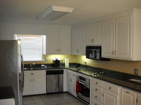 4th image of 1257 Meadowview Dr