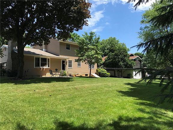 4th image of 27 Stonecroft Dr