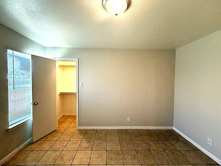 1301 Cinch Dr #A — Photo 25