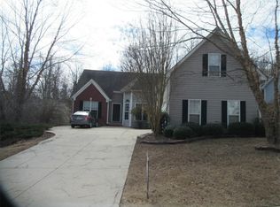 4319 Duncan Ives Dr, Buford, GA 30519