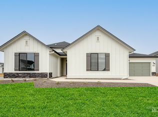 9138 W Violet St, Nampa, ID 83687