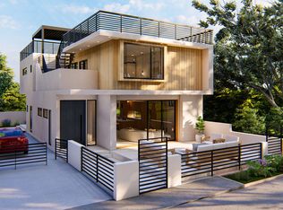 1522 16th St, Santa Monica, CA 90404