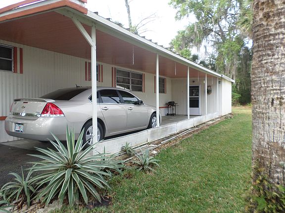 3rd image of 81 Hillcrest Ln
