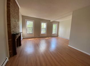 52 Buckingham St APT 2, Hartford, CT 06106