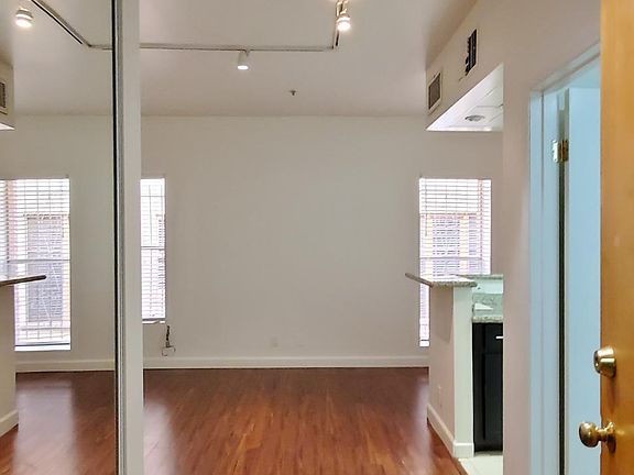 4th image of 820 S Mansfield Ave APT 103