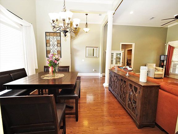 4th image of 104 Bridge Park Dr