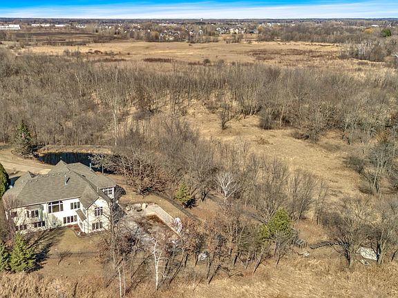 3rd image of 2324 Lacasse Ct