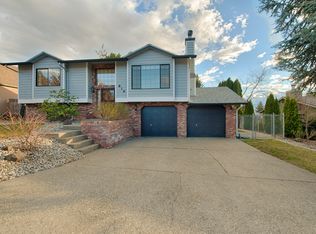 816 12th St NE, East Wenatchee, WA 98802