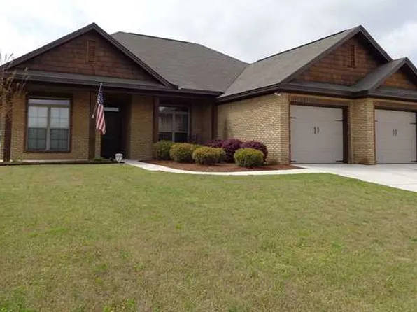 458 Cotton Terrace Loop, Deatsville, AL 36022