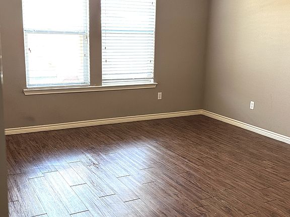 5th image of 3837 Las Bahias Dr