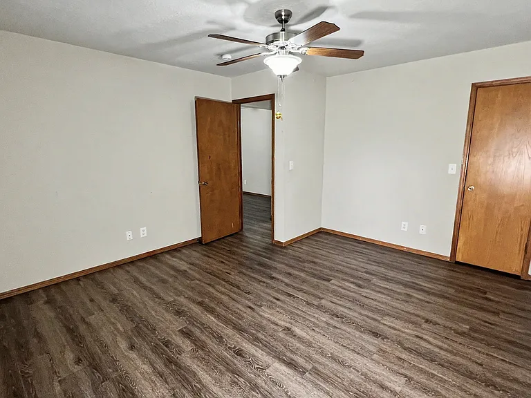 1231 Turner Pl — Photo 11