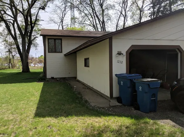 1232 Norton Ave NE, Fridley, MN 55432