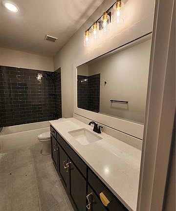 5th image of 15001 Thousand Oaks Pl