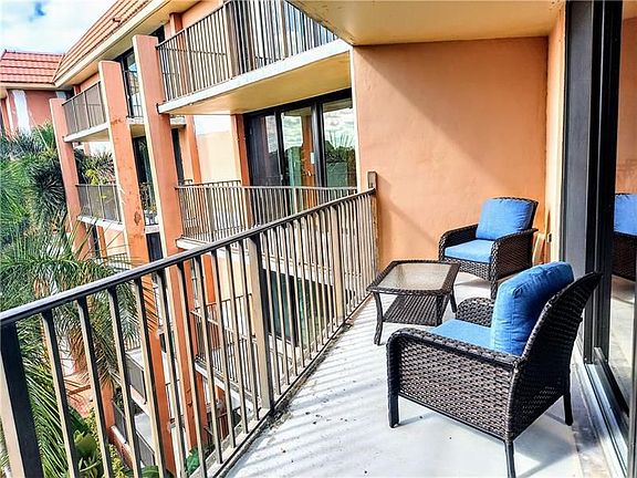 4th image of 1201 River Reach Dr APT 412
