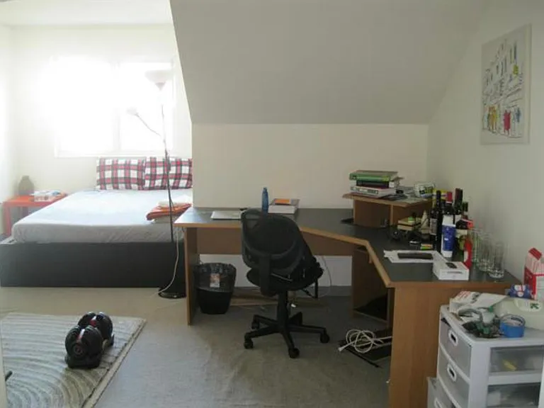54 Bradley St — Photo 10