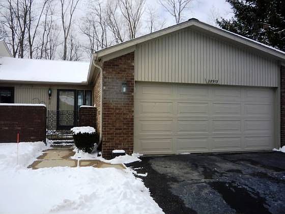 1st image of 28913 Walnut Grove Ln #1
