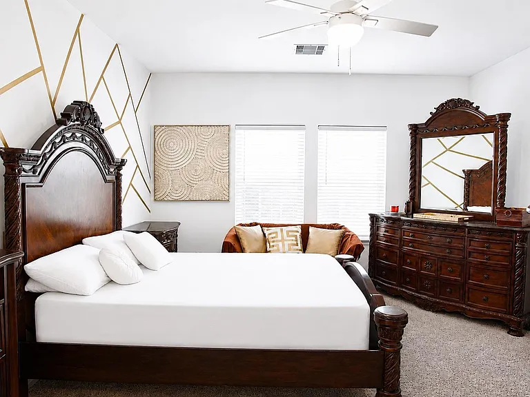 5710 Avalon Woods Dr — Photo 13