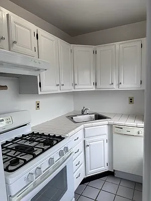 Rented by Madison Estates Sotheby's International Realty | media 9