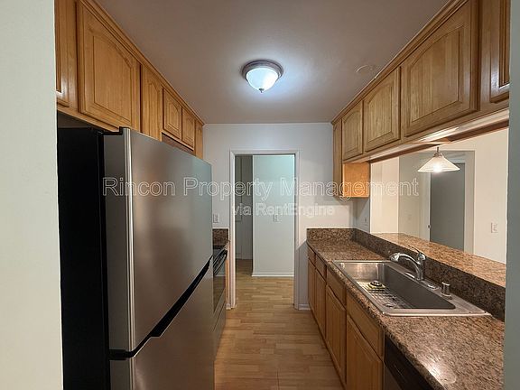 3rd image of 236 E Surfside Dr