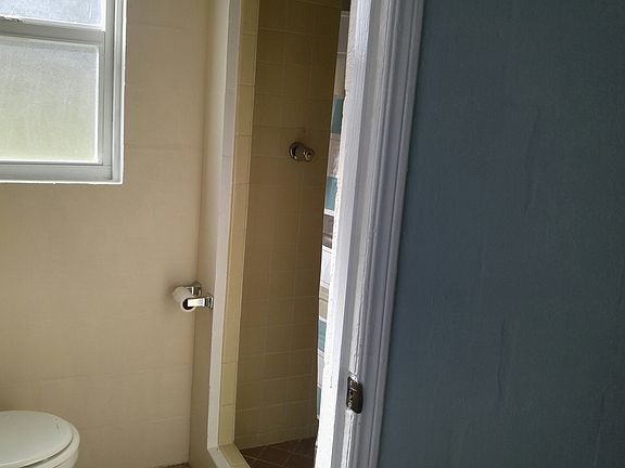 5th image of 2146 Fruitland Park Cir