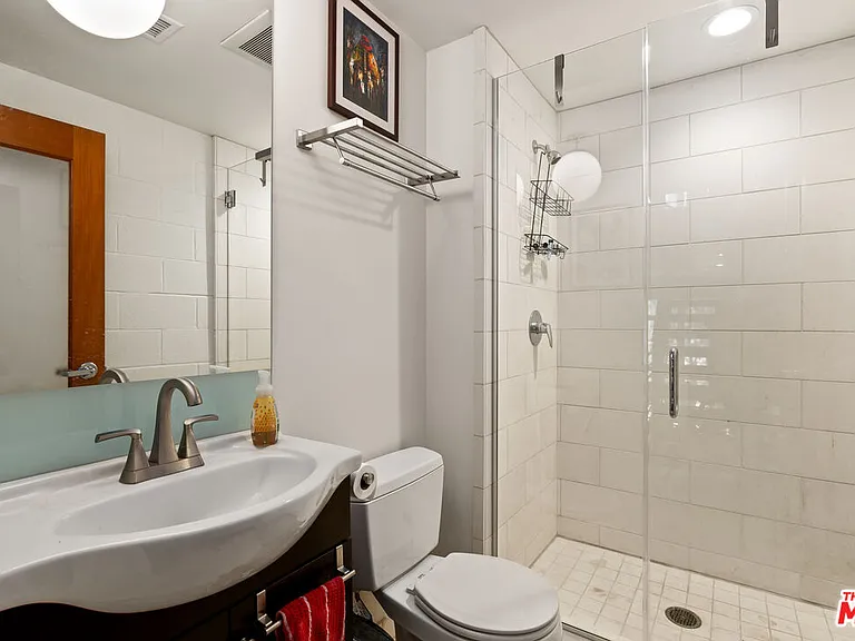 9703 S Normandie Ave — Photo 18