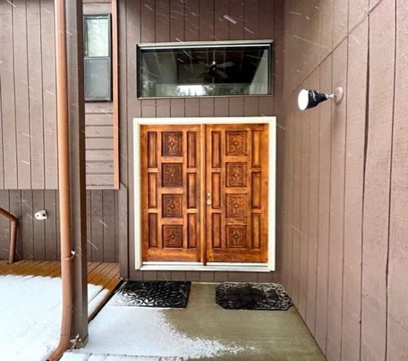 19085 Saddleback Ln, Bend, OR 97703 Zillow