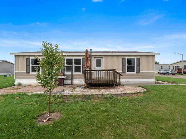 S Belfair Pl, Sioux Falls, SD 57106