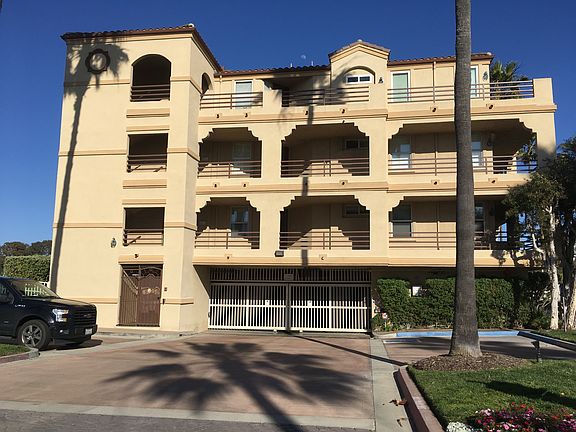 Gated parking garage