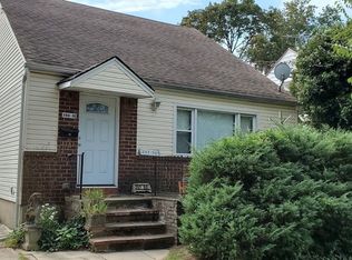 257-50 145th Ave, Rosedale, NY 11422