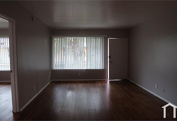 3rd image of 4049 Gelber Pl APT 15