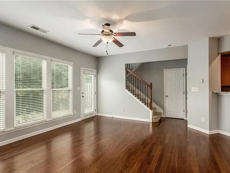 1345 Winshire Cv — Photo 10