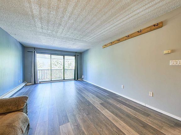 5th image of 12170 222nd St #301