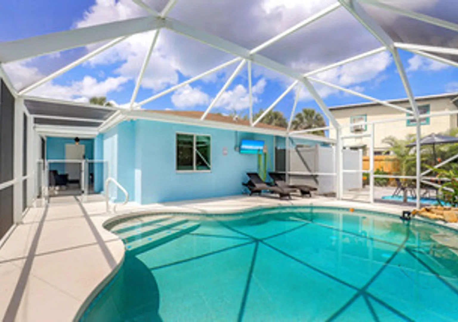 **Ask About The Two Weeks Free** Ready For A New Tenant On 9/1/2026** Completely Remodeled Beauti... — Photo 1