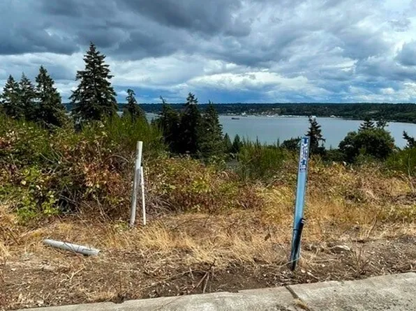 1670 Sound Ridge Drive, Bremerton, WA 98312