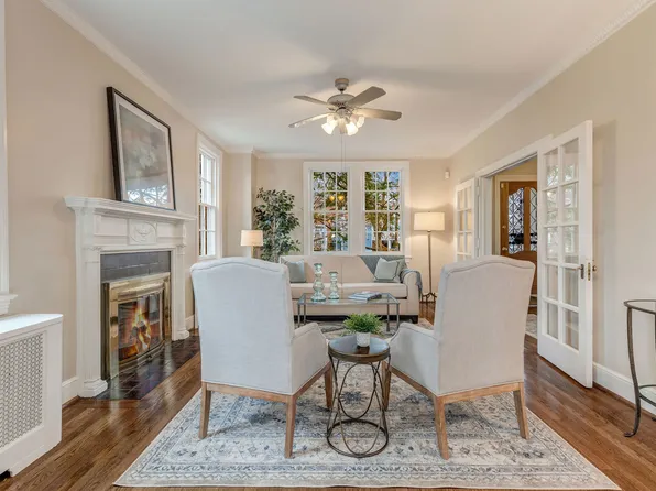 2911 28th St NW, Washington, DC 20008