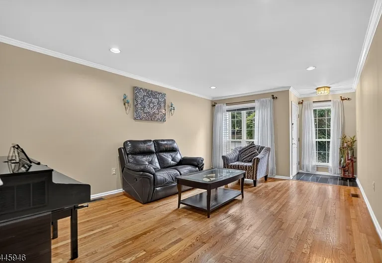 115 Constitution Way — Photo 3
