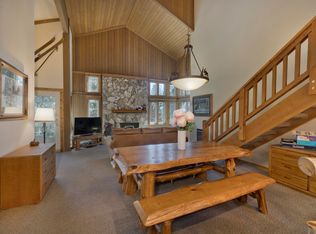 435 Lakeview Blvd #63, Mammoth Lakes, CA 93546