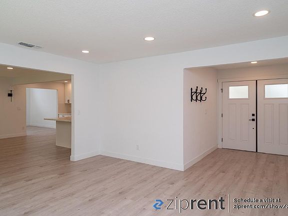 5th image of 1089 Sand Bar Cir